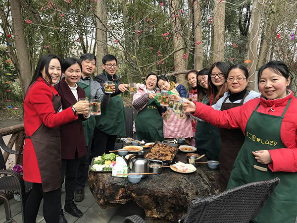金沙集团1862cc组织春游庆3.8妇女节