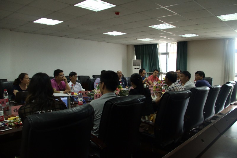 金沙集团1862cc举行潘绍伦离岗欢送会