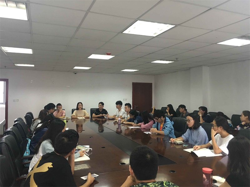 金沙集团1862cc召开主要学生干部培训会